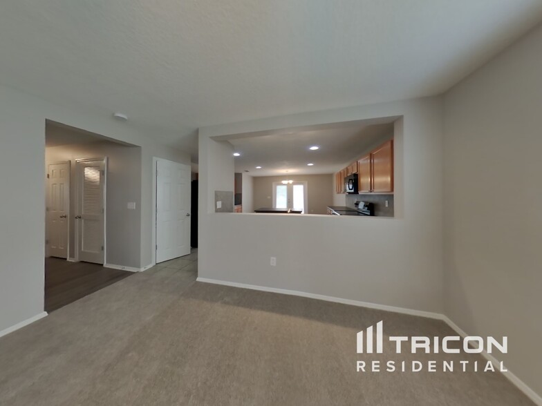 Building Photo - 11656 Huckba Ct