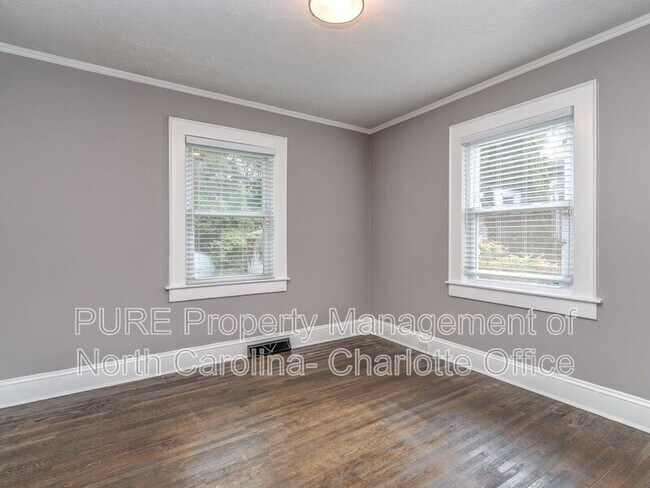 Building Photo - 1321 Pinecrest Ave