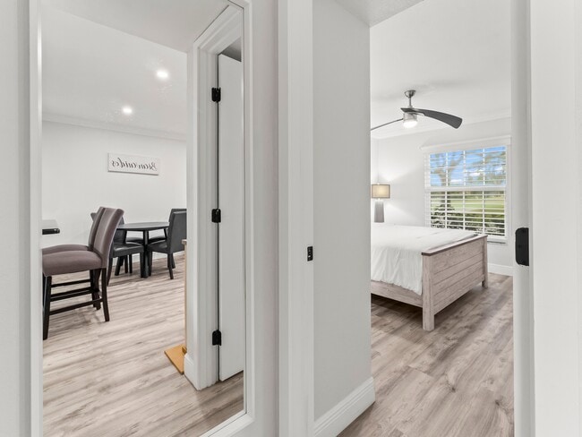 Building Photo - 9001 Jacaranda Ln