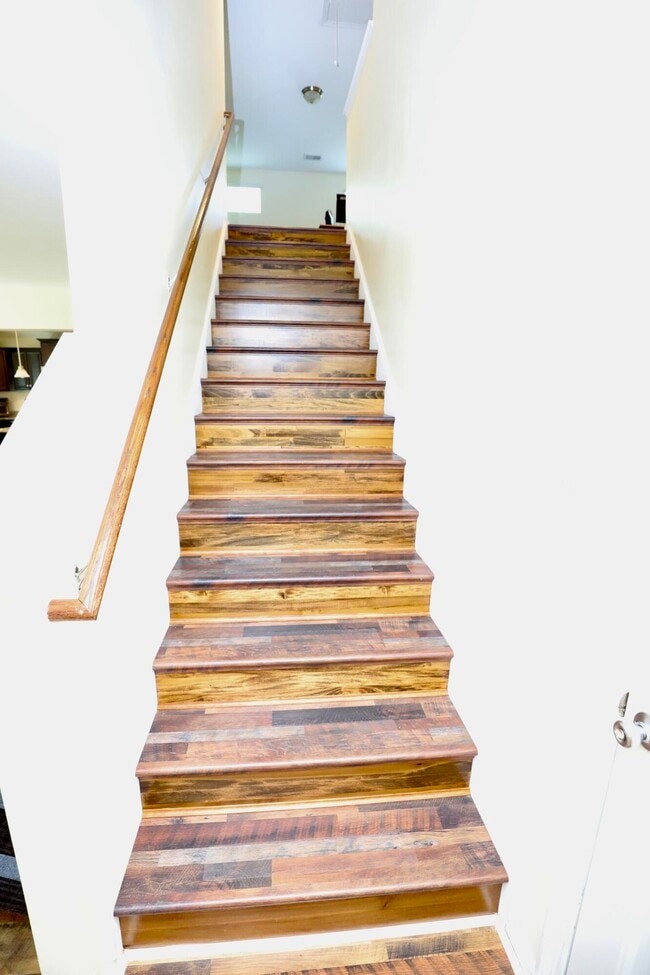 Building Photo - 71 Carina Ln