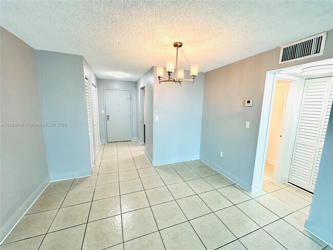 Building Photo - 1805 Sans Souci Blvd