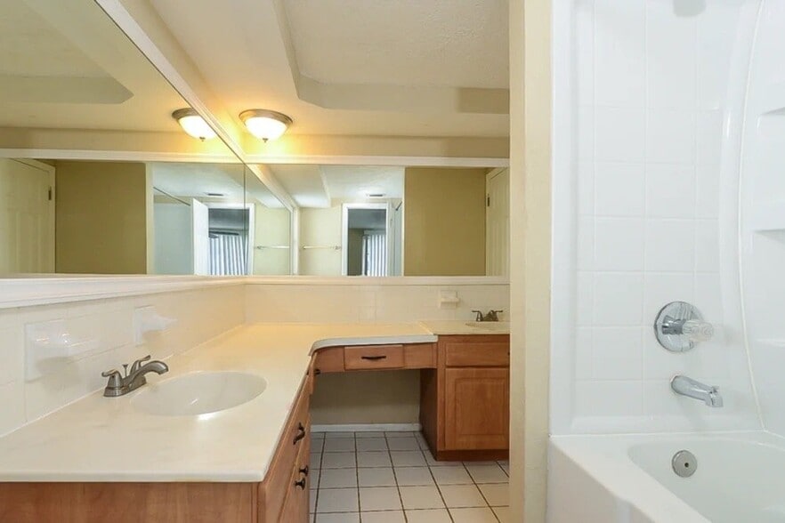 Building Photo - 2851 US-19