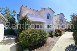 Building Photo - San Marcos, 1897 Matin Circle #217 - Great location! Close to shopping, restaurants, and easy acc...