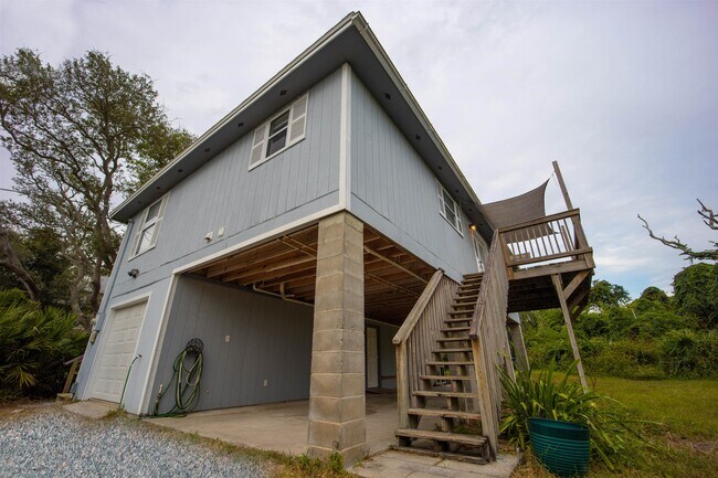 Building Photo - 6498 Brevard St