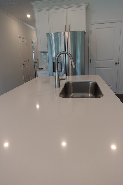 Building Photo - 1110 Weavers Trce Dr