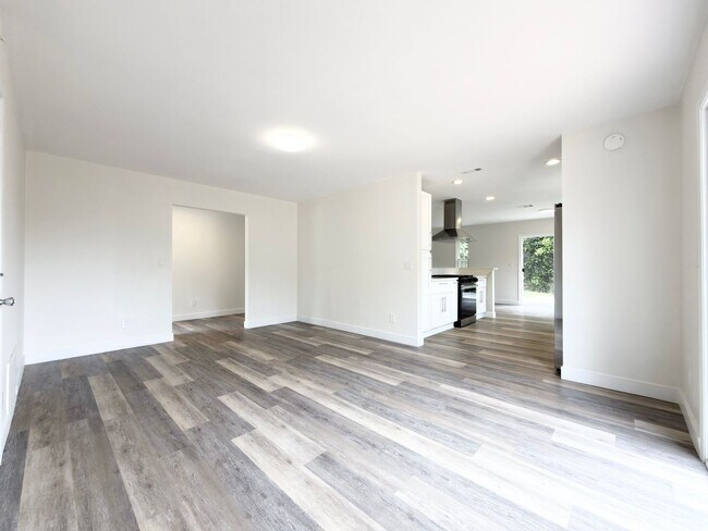 Building Photo - Charming Single Level in Carlsbad!