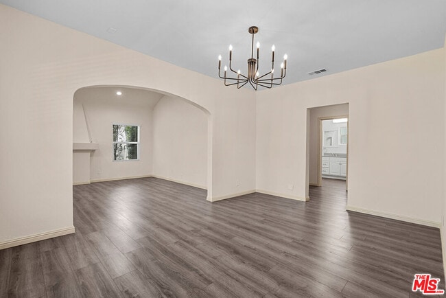 Building Photo - 4417 W 29th St