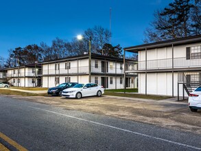 Building Photo - Ashwood Apartment Homes