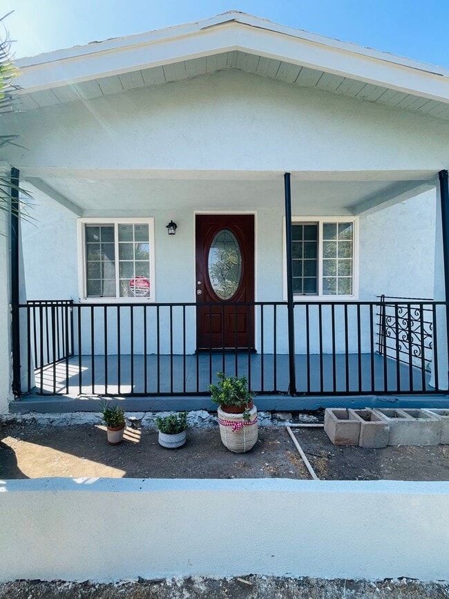 Primary Photo - 3-bedroom, 2-bath home move-in ready