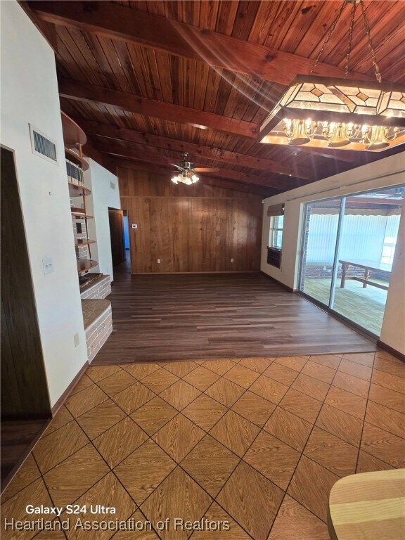 Building Photo - 3505 Golfview Rd