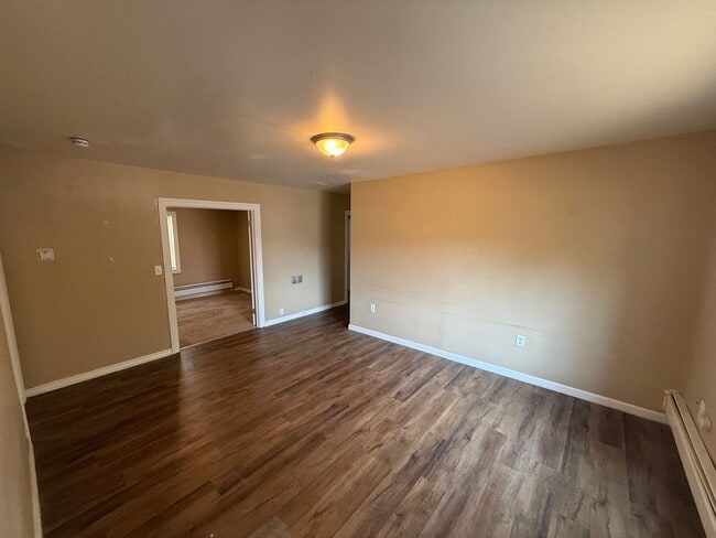 Building Photo - 3955 Upham St
