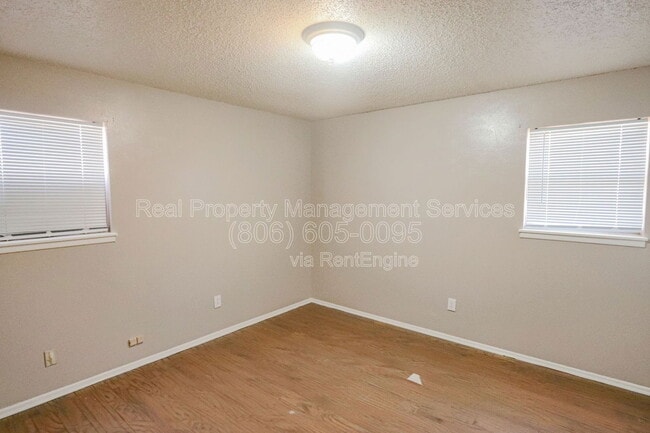 Building Photo - 6570 Oxen Rd