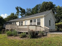 Building Photo - 18 Meadowview Terrace
