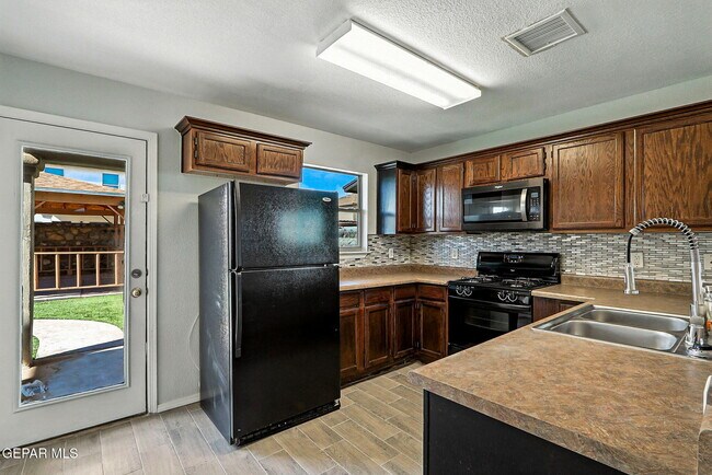 Building Photo - 14407 Misty Point Ct