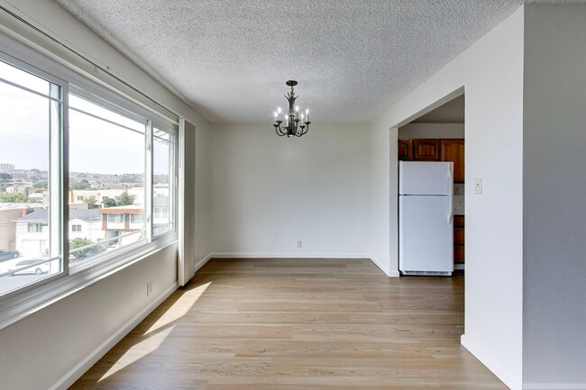 Building Photo - Beautiful 4-Bedroom, 2-Bathroom Daly City Home for Rent