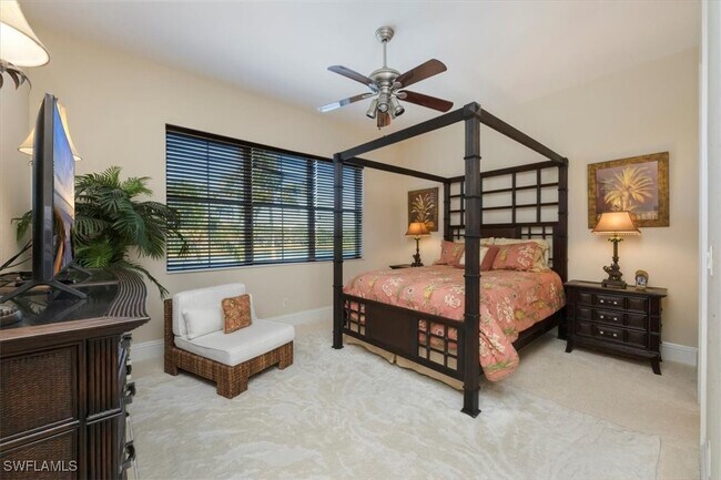 Building Photo - 8535 Bellagio Dr