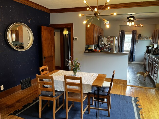 Building Photo - 2245 Ryons St