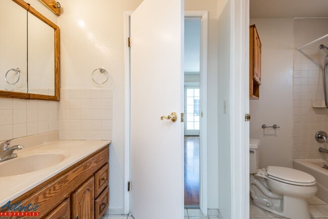 Building Photo - Lovely Home | Hardwood Flooring | Bonus Room