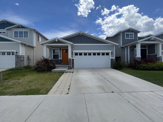 Building Photo - 621 Koins Way