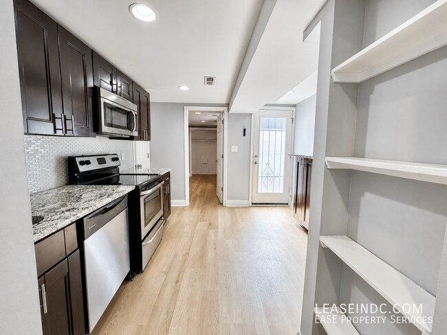 Building Photo - 3119 11th St NW