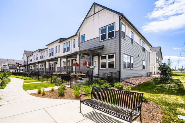 Building Photo - 2861 Bear Spgs Cir