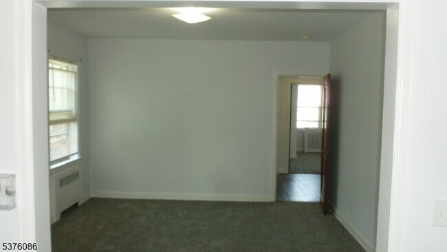 Building Photo - 213 Baldwin Terrace