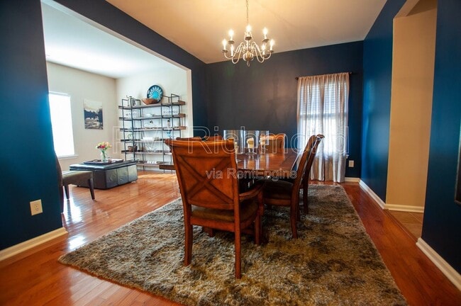 Building Photo - 2200 Thomas Kenney Dr