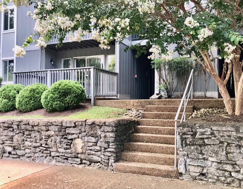 Building Photo - 21 Vaughns Gap Rd