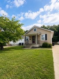 Building Photo - 3028 University Rd