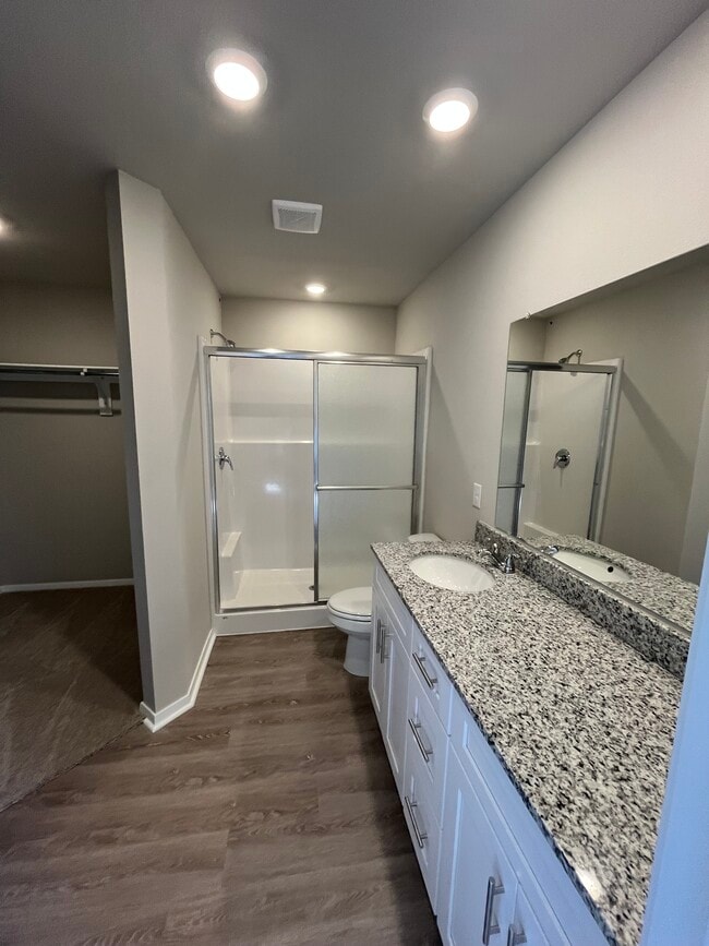 Building Photo - 2611 E Meramec St