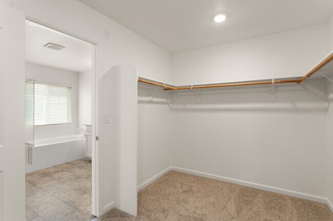 Building Photo - Gorgeous Home, One You Don't Want to Miss!