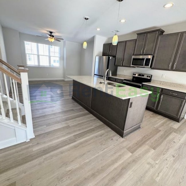 Building Photo - 2005 Laycock Ln