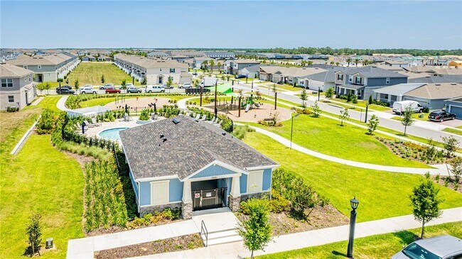 Building Photo - 1160 Lakeshore Breeze Pl