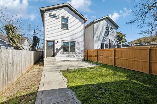Building Photo - 1609 9th Ave N