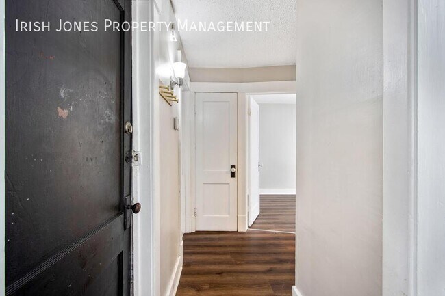 Building Photo - 3 Rosedale St