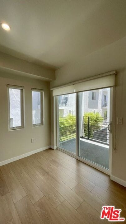 Building Photo - 5230 Satsuma Ave