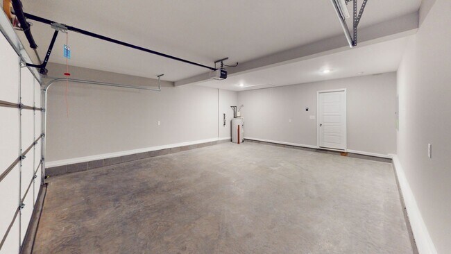 Building Photo - Modern 3-Bedroom, 2 Bath Detached Home in ...