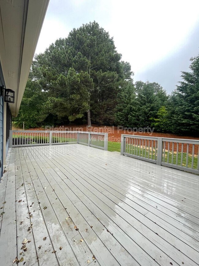 Building Photo - 1745 Berry Ct