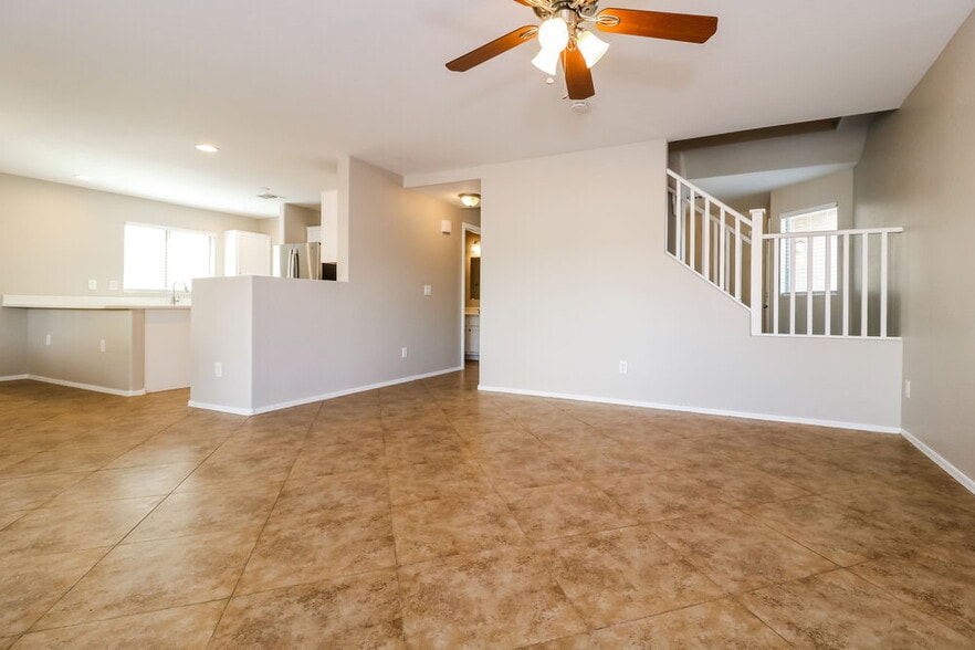 Building Photo - 21790 W Ashleigh Marie Dr