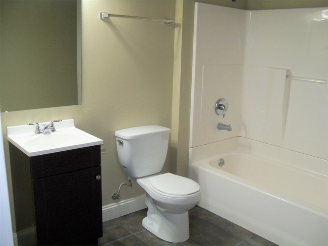 Building Photo - 6240 Gray Hawk Way