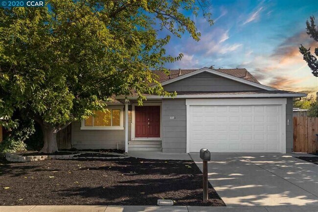 Primary Photo - 3325 G St