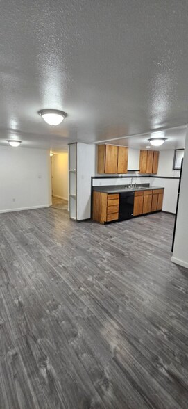 Building Photo - 12715 Vernon Ave SW