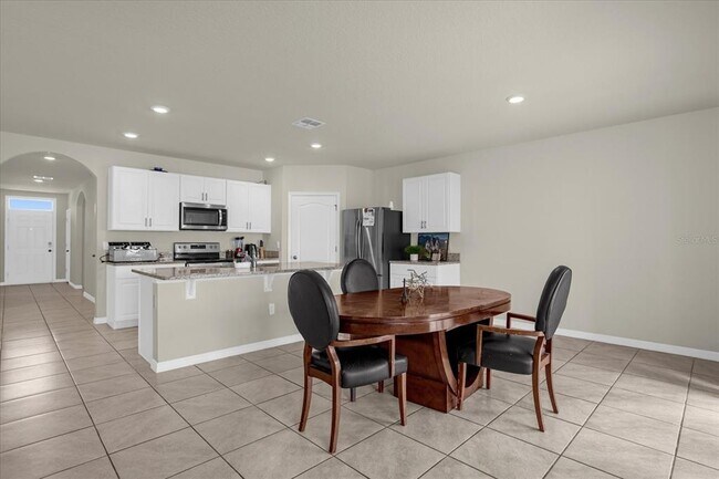 Building Photo - 1842 Egret Meadows Ave