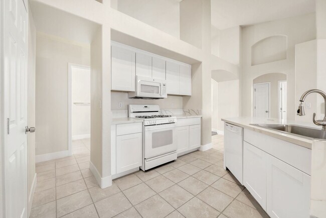 Building Photo - Single-Story Seven Hills Retreat with Stunning City & Mountain Views!