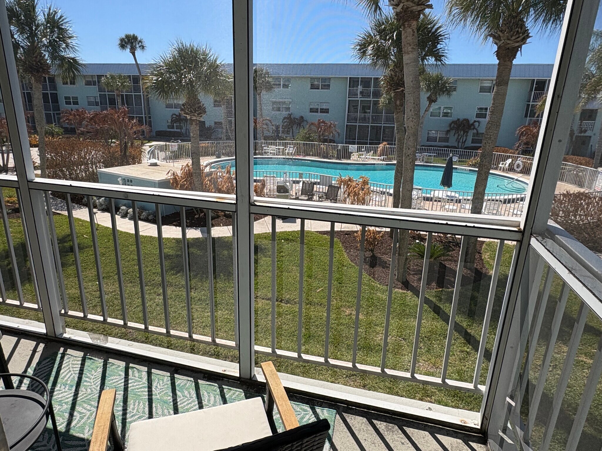 Building Photo - 325 N Causeway