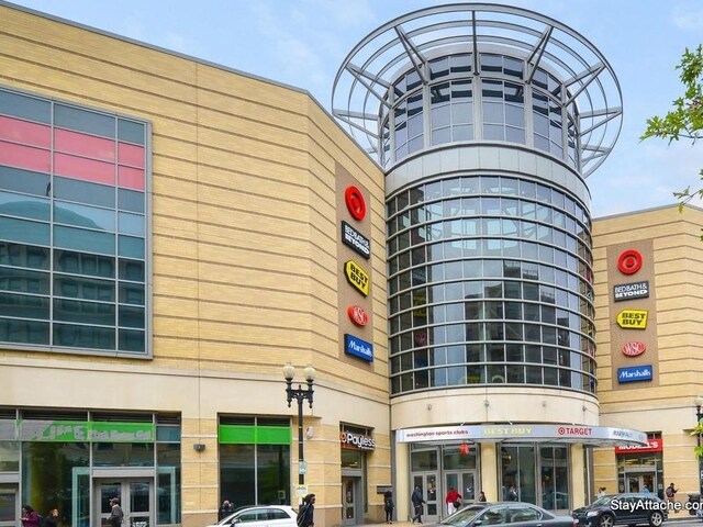 Building Photo - 1514 Newton St NW