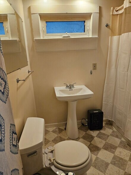 Bathroom - 301 N Division St