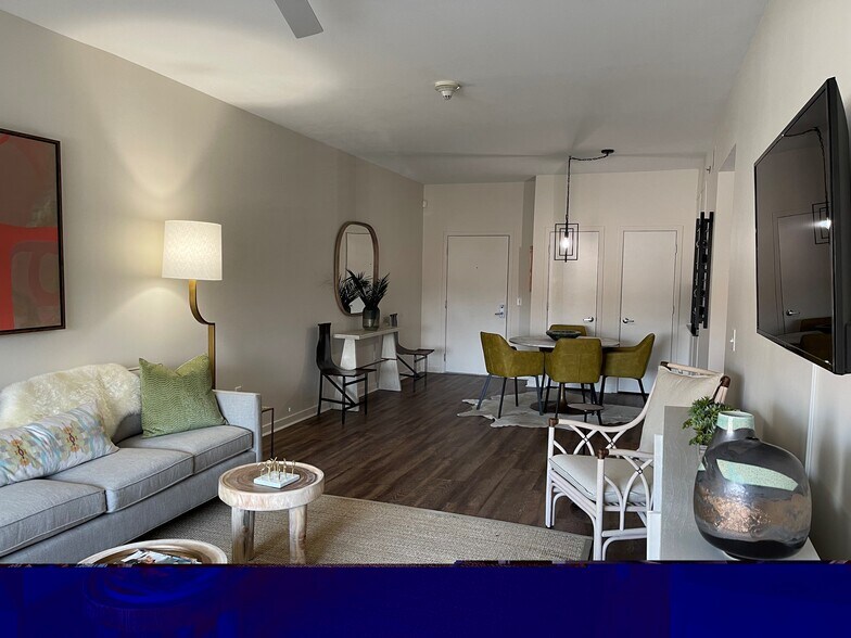 Building Photo - Vista Lofts