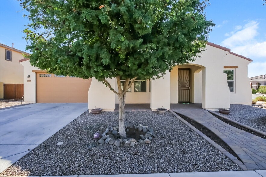 Primary Photo - 20837 Sunset Dr