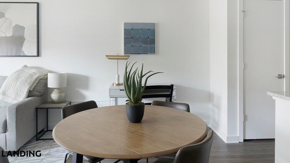 Building Photo - 2110 Birkhall St